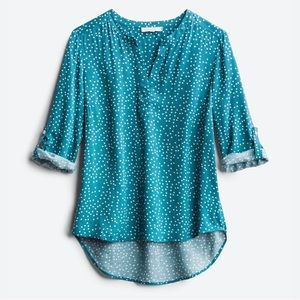 Daniel Rainn
Koda Split Neck Top